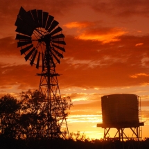 Milparinka Tank and Windmill.jpg_preview